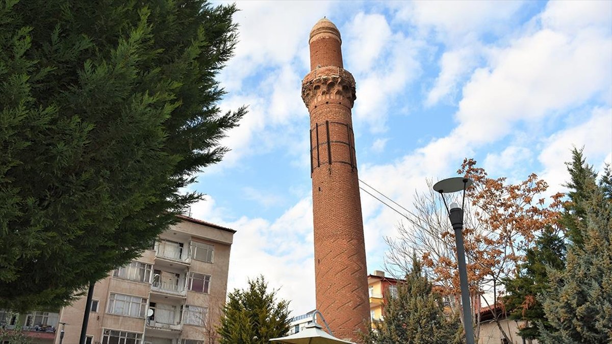 Aksaray'daki tarihi Eğri Minare'deki “eğrilik araştırması” tamamlandı