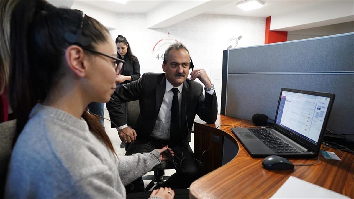Milli Eğitim Bakanı Mahmut Özer'den MEBİM'e ziyaret