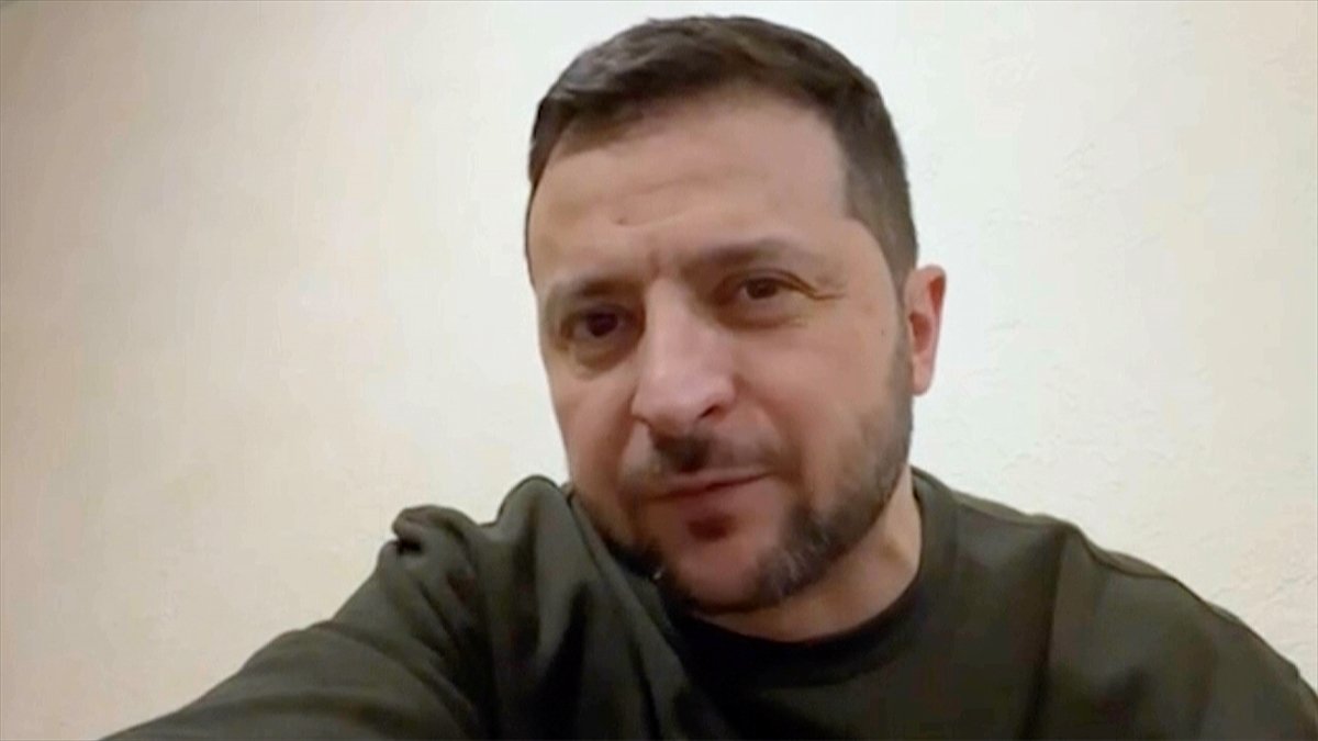Zelenskiy, Ukrayna'ya saldırı emrini verenlerin “affedilmeyeceğini” söyledi