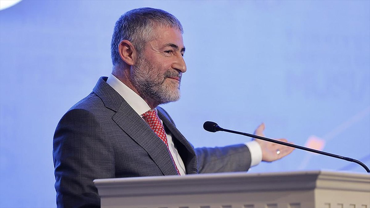 Bakan Nebati'den iş dünyasına “fiyat sabitleme ve indirim” çağrısı