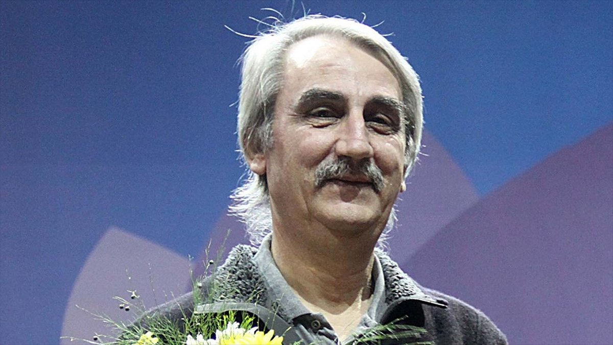 “Bizimkiler” ve “Perihan Abla” dizilerinin yönetmeni Yalçın Yelence hayatını kaybetti