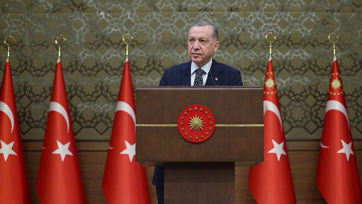 Cumhurbaşkanı Erdoğan: Anayasa değişikliğinde Meclis üzerine düşeni yerine getirmezse son sözü milli irade söyleyecek