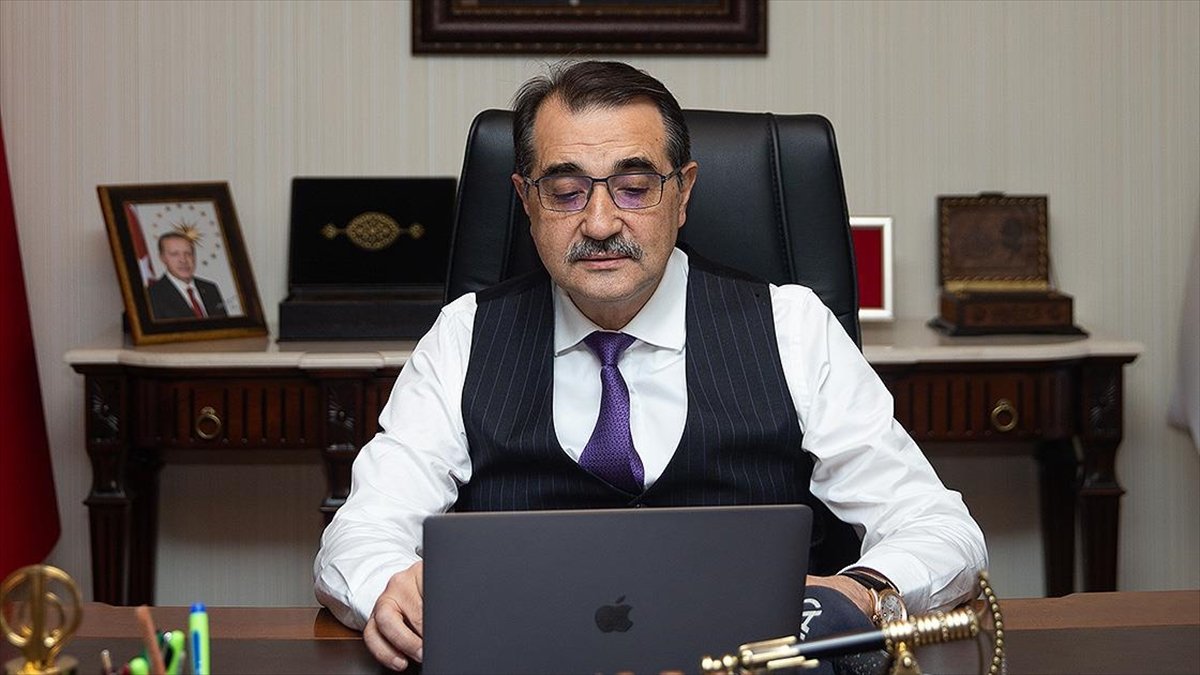 Enerji ve Tabii Kaynaklar Bakanı Dönmez oylamada “TOGG'un ilk yolculuğu”nu seçti