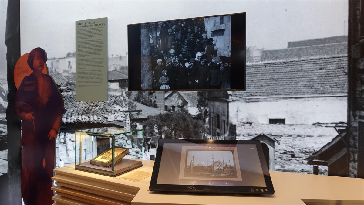 İstanbul'un işgal yıllarını ele alan “Meşgul Şehir” sergisi açıldı
