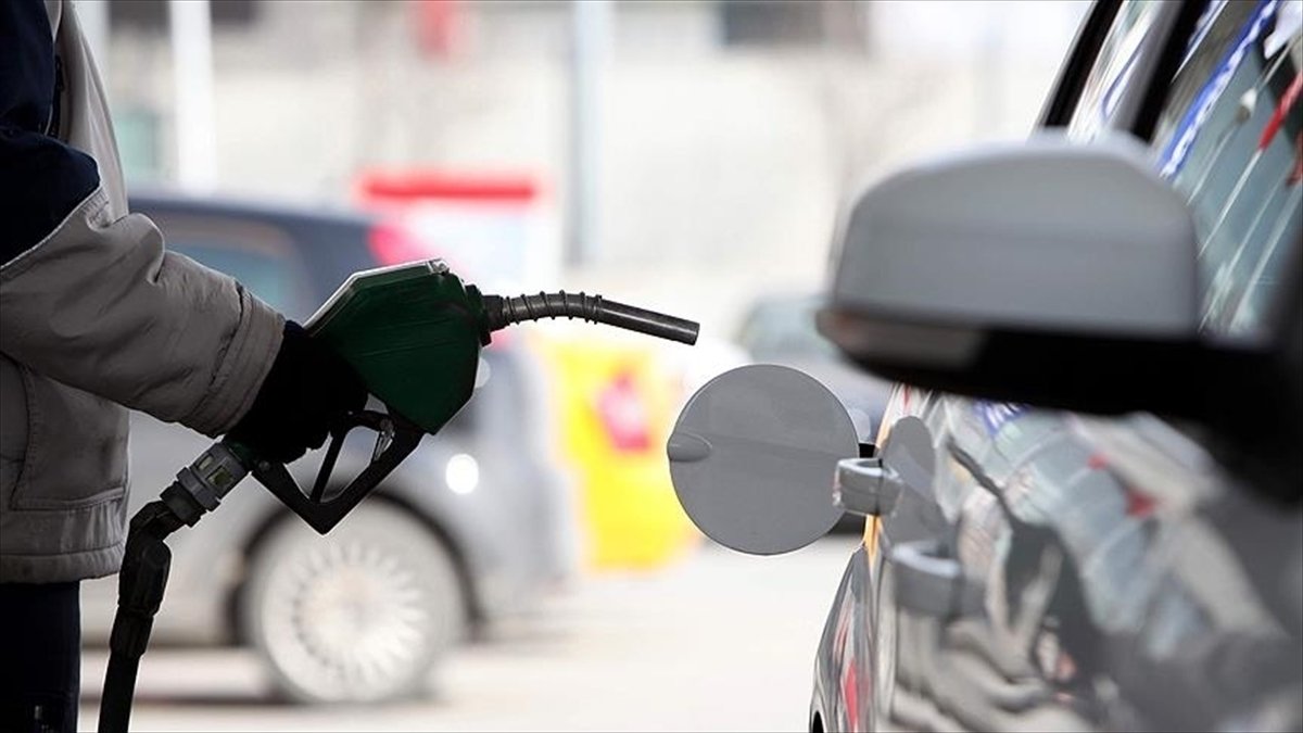 İtalya'da benzin istasyonu çalışanları 25-26 Ocak'ta greve gitme kararı aldı