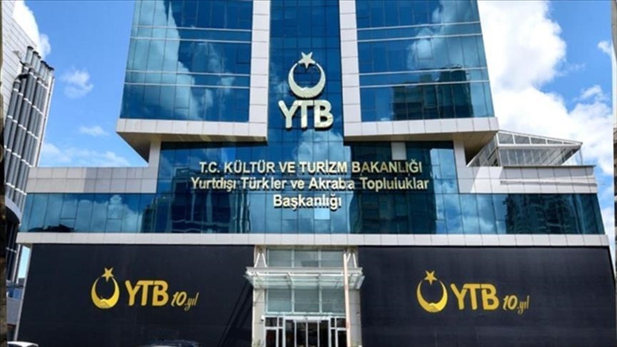 YTB'nin “2023 Türkiye Bursları”na başvurular başladı