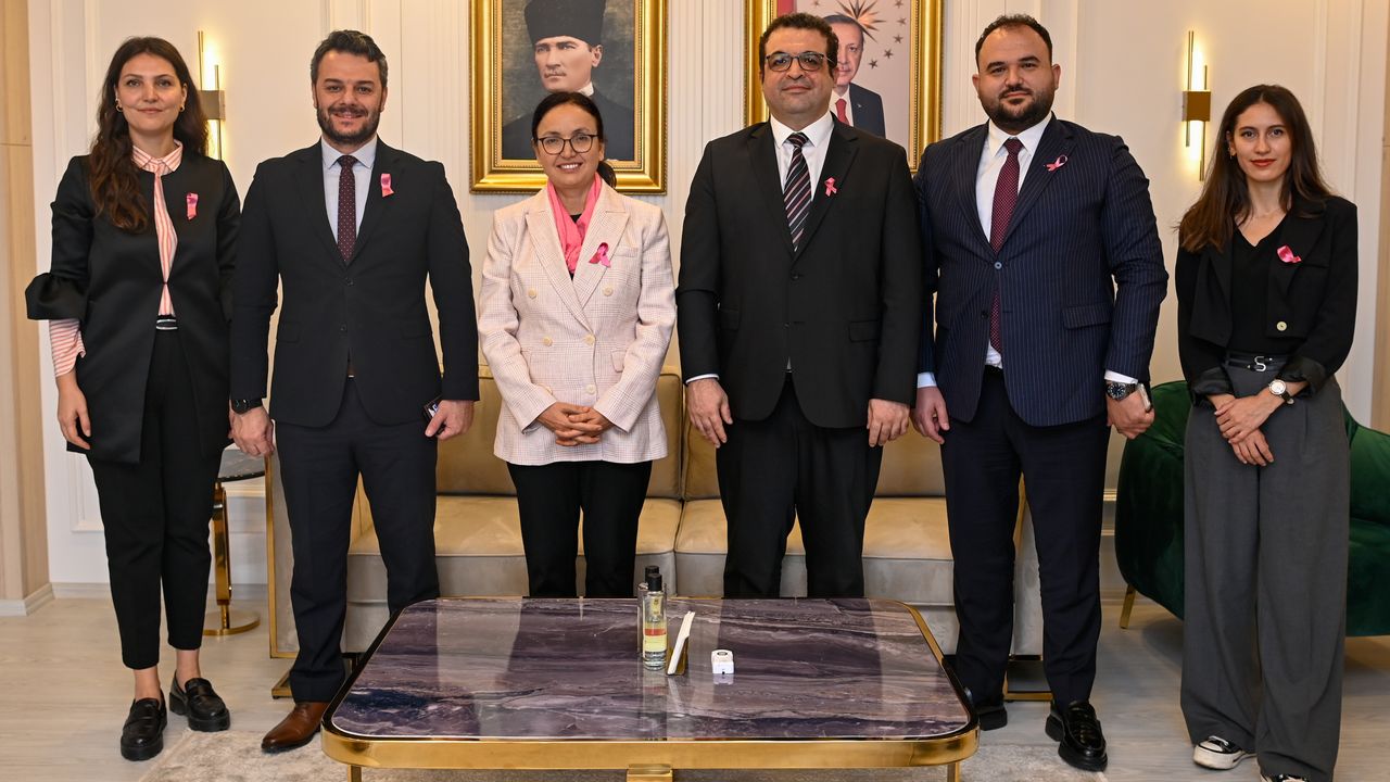 Uludağ Elektrik’ten meme kanserine karşı “Pembe Farkındalık”