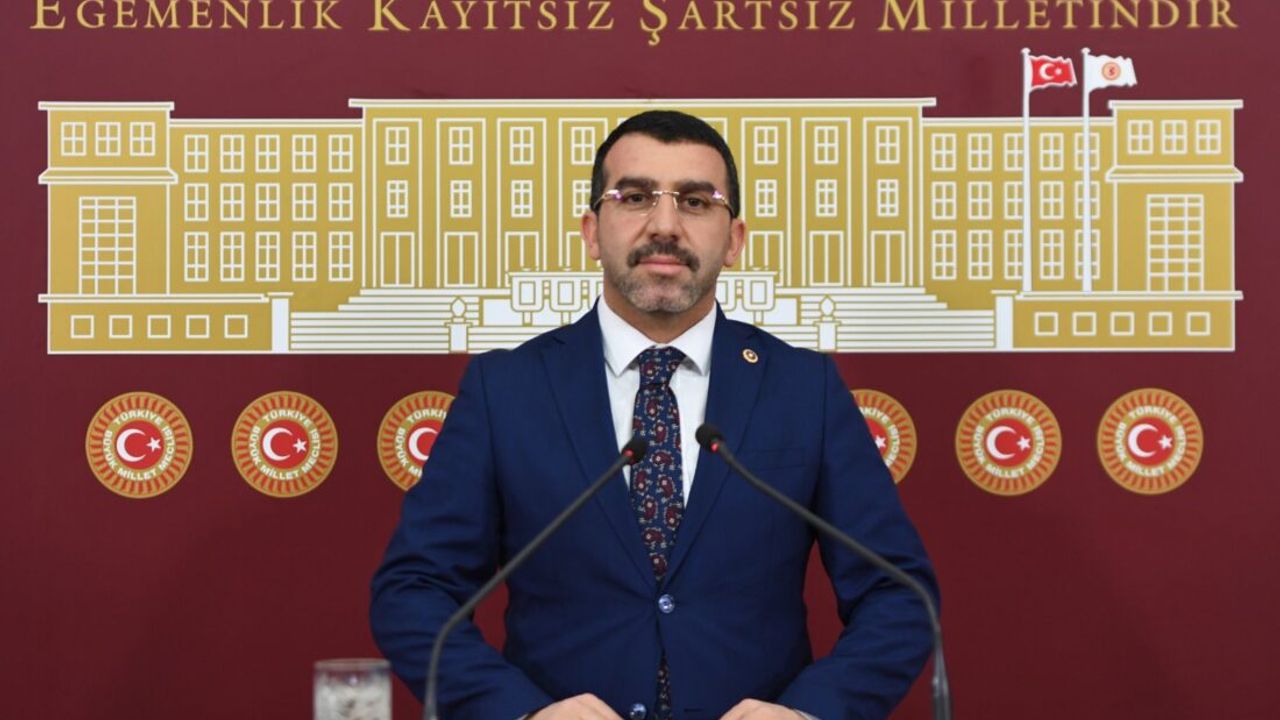 AK Parti Kars Milletvekili Adem Çalkın, Kars’a 1730 sosyal konut müjdesi