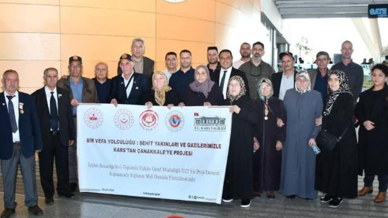 Kars’tan şehit yakınları ve gaziler “Bir Vefa Yolculuğu”yla Çanakkale’ye uğurlandı
