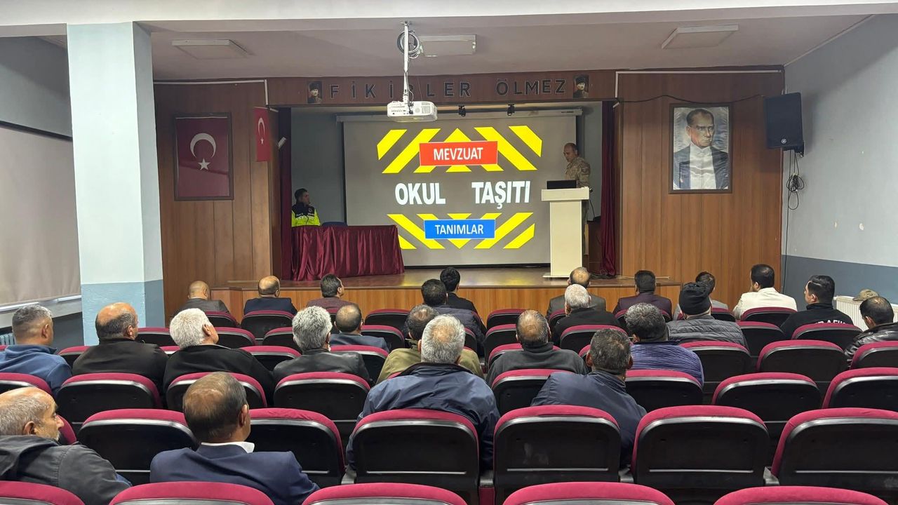 Susuz’da okul servis şoförlerine Güvenli Taşıma Eğitimi verildi