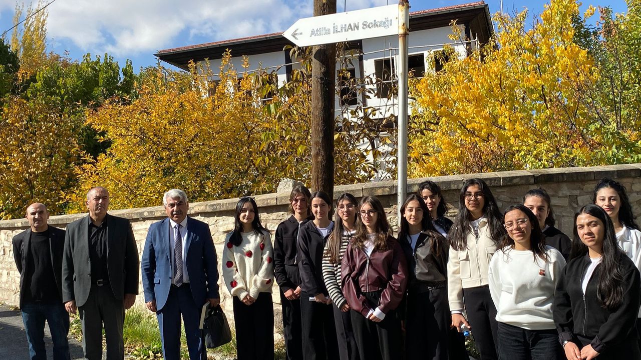 Attilâ İlhan, doğumunun 100. yılında Gürün’de anıldı