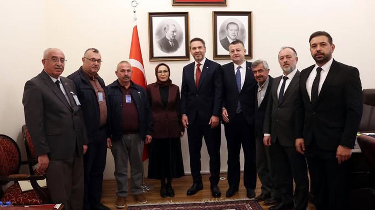 AK Parti Beypazarı heyetinden Enerji Bakanı’na ziyaret
