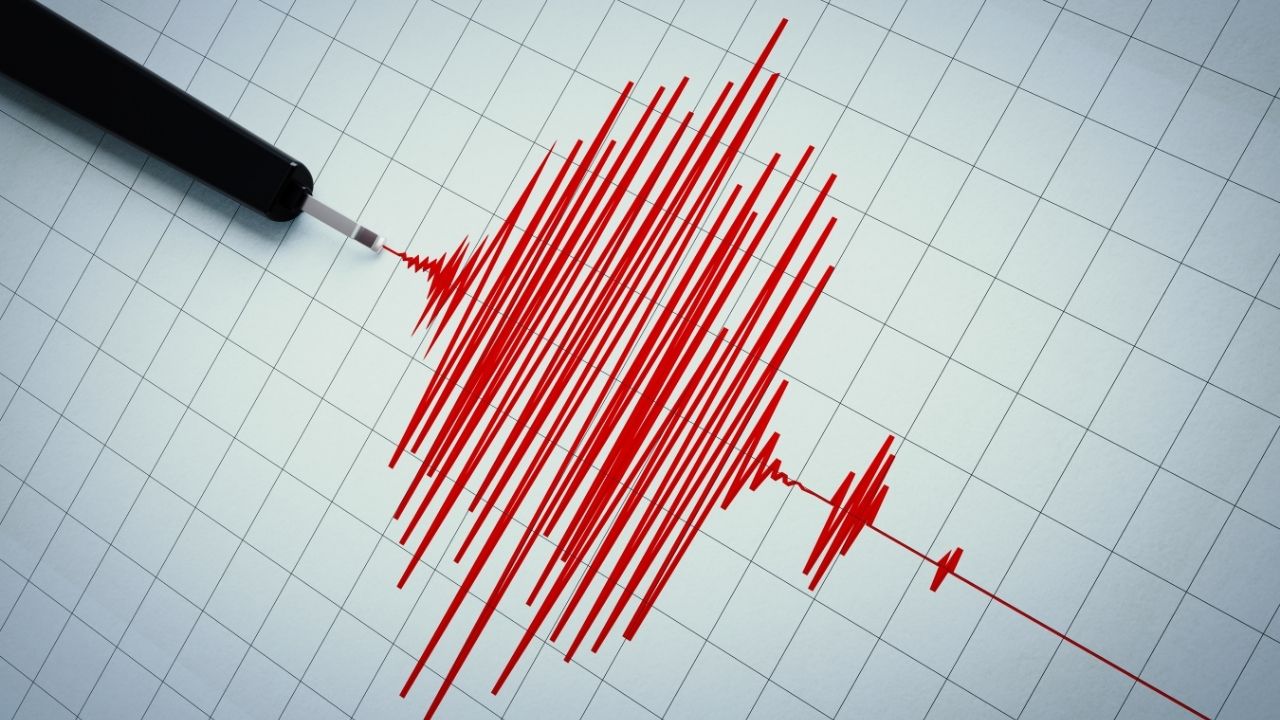 Japonya açıklarında 6,7 büyüklüğünde deprem: Tsunami uyarısı yapıldı