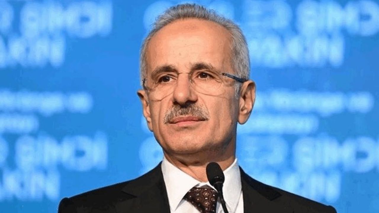 Uraloğlu: İnternet abonesi 98,2 milyon