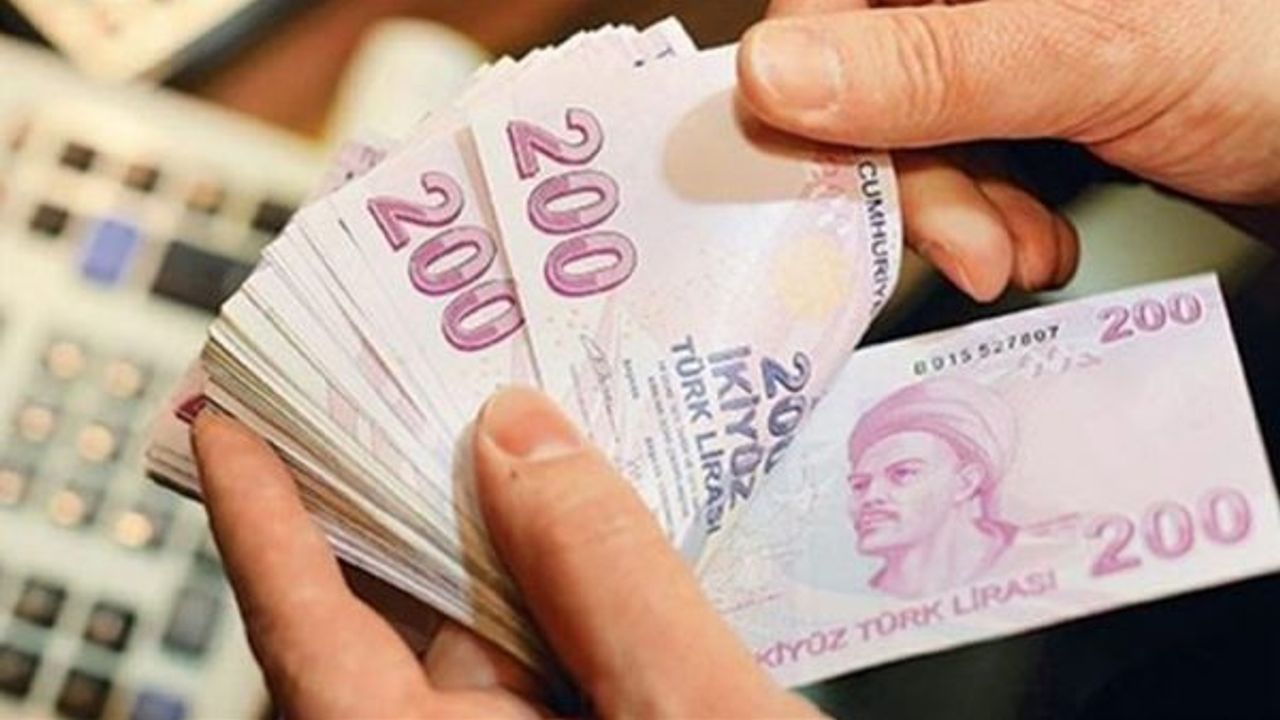 Emekli Sandığı kapsamındaki zam farkları hesaplara aktarılıyor