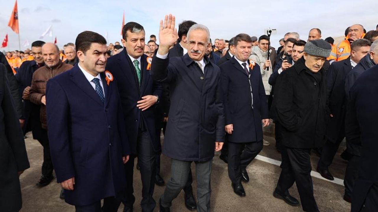 Bakan Uraloğlu Aksaray-Ortaköy Çevre Yolunu açtı: Yıllık 141 milyon lira tasarruf sağlanacak