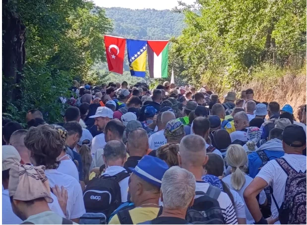 UGED Gönüllüleri Marş Mira'da Türkiye'yi temsil ediyor