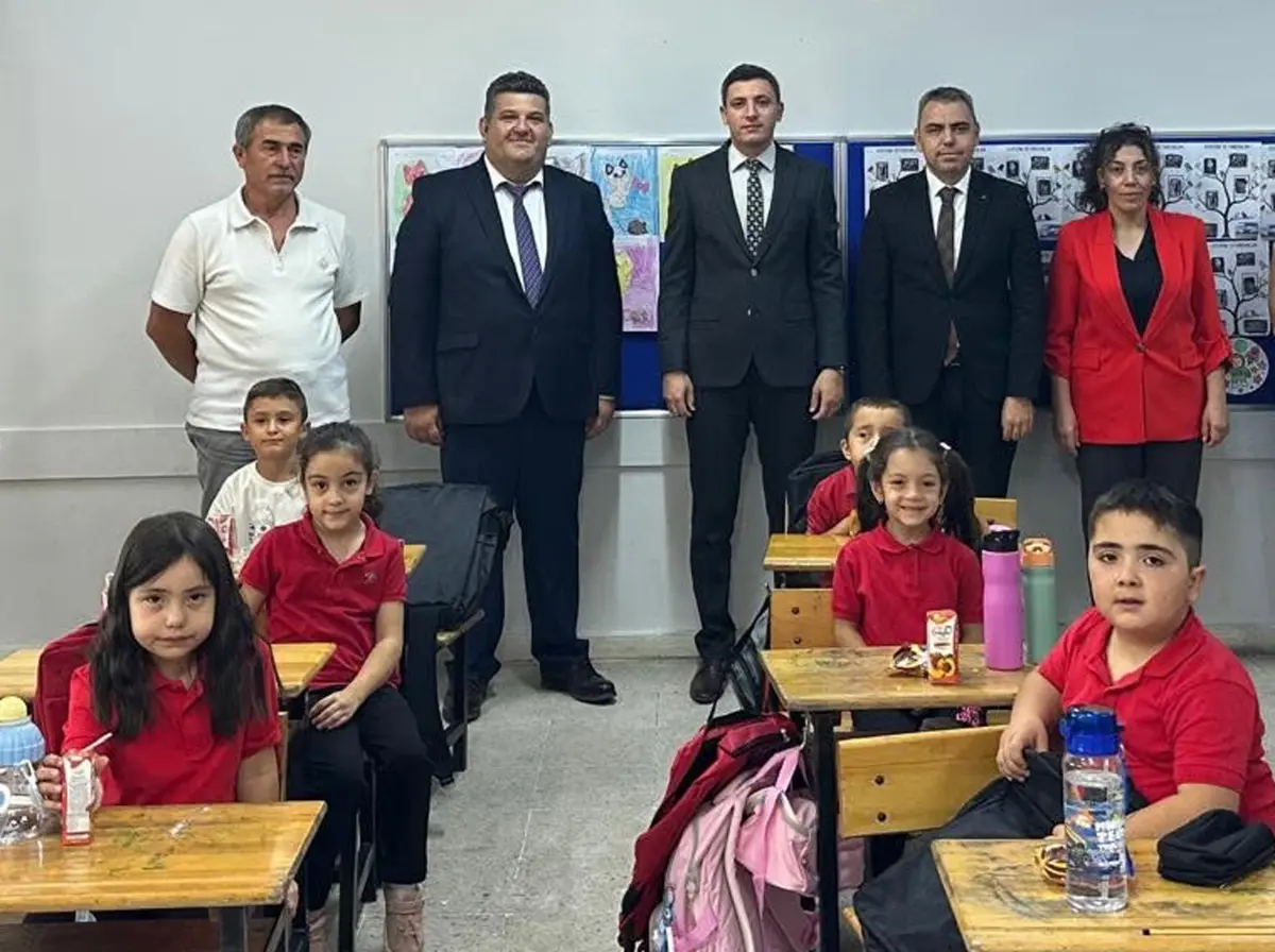 Kaymakam Naim Akar, Atatürk İlkokuluna ziyarette bulundu