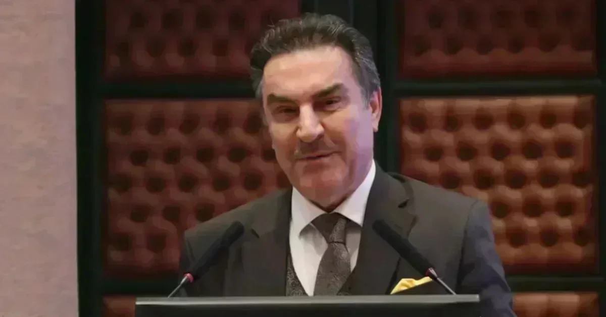 Prof. Dr. Zakir Avşar: Siyasette özür dilemek erdemdir